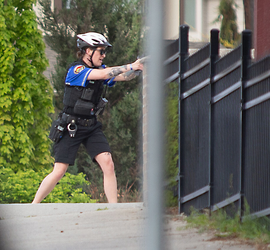 220506-newslocal-shooting 03.jpg